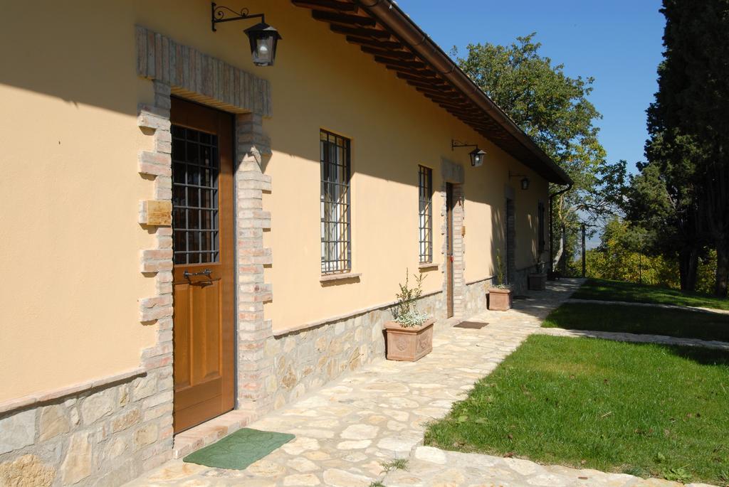 Agriturismo Tenuta Conti Faina Fratta Todina Quarto foto